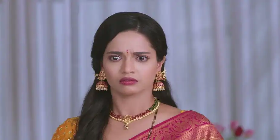 Leela Learns a Harsh Truth about Durga - Navri Mile Hitlerla
