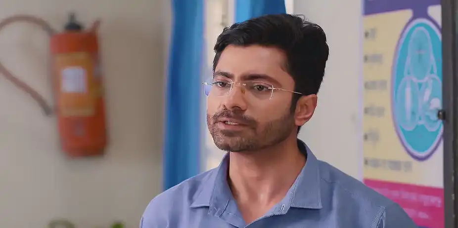 Roddur Asks Aranya to Stay away from Moyna - Puber Moyna