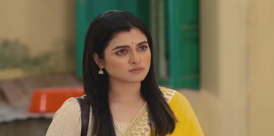 Raj Reminds Shree of the Deadline - Amar Sangi