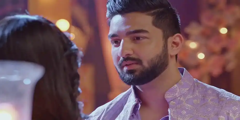 Rishi Puts a Ring on Lakshmi's Finger - Bhagya Lakshmi