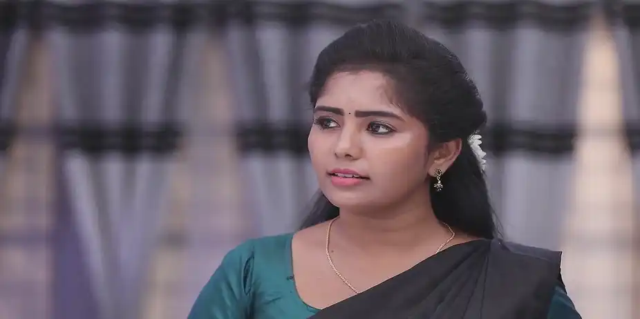 Ramya Gets Annoyed - Mounam Pesiyadhe