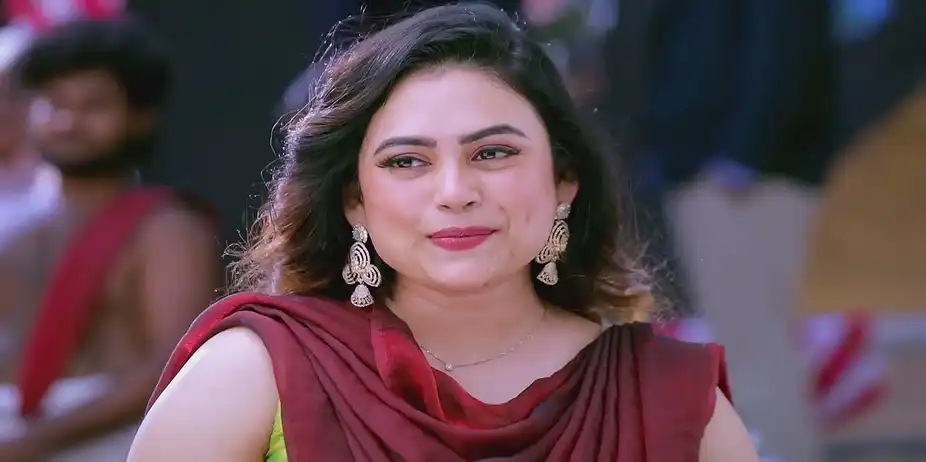 Mithra's Arrival Pleases Meena - Idhayam
