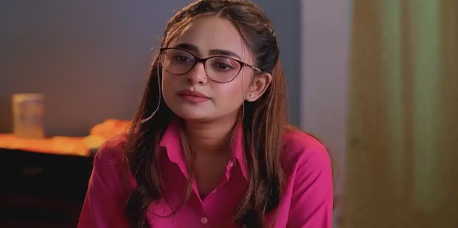Rohini Helps Mandar - Mana Rahigala Tumarithare