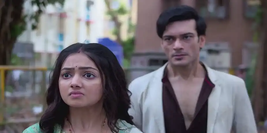 Jamal Informs the Cops that Rudra Is Rajababu - Phulki