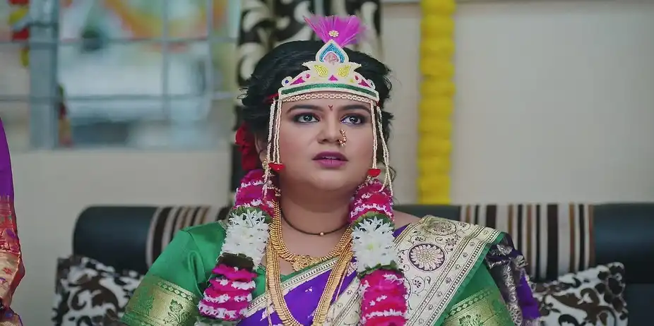 Dhanshree Enters Sane's House with Dattu - Lakhat Ek Amcha Dada