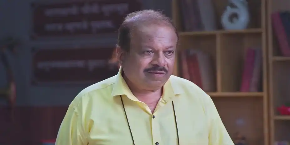 Bhuvaneshwari's Decision to Close the School - Tula Shikvin Changlach Dhada