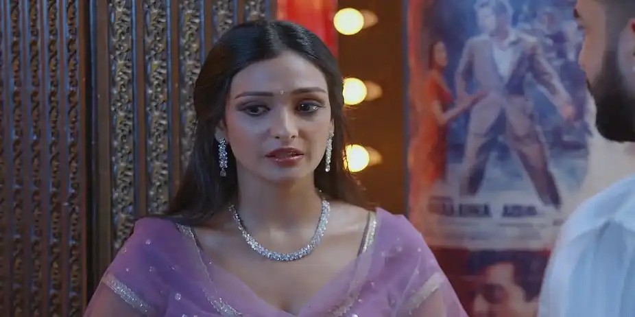Lakshmi Praises Rishi - Bhagya Lakshmi