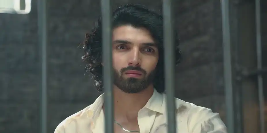 Reet Visits Raghav in Jail - Jaane Anjaane Hum Mile