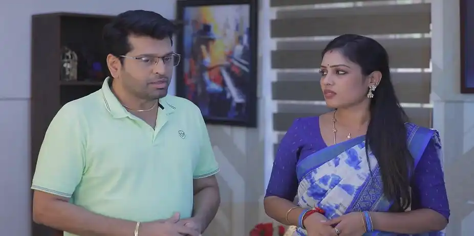 Meena Reveals Mithra's Deceit - Idhayam