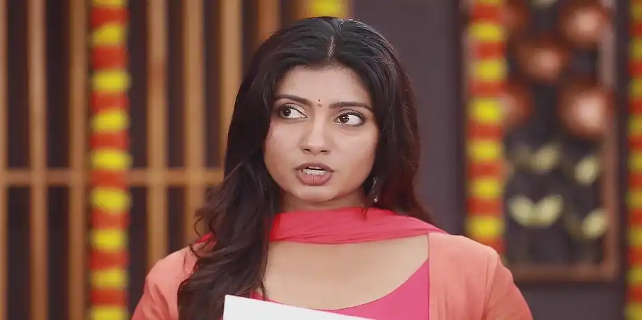 Parvathy Disapproves of Maya's Decision - Maari