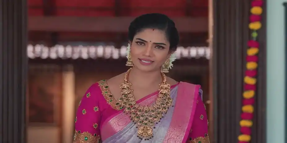 Karthigai Deepam - April 02, 2025 - Best Scene