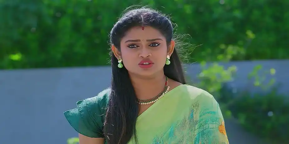 Charulata's Revelation Shocks Her Parents - Sandhyaraaga