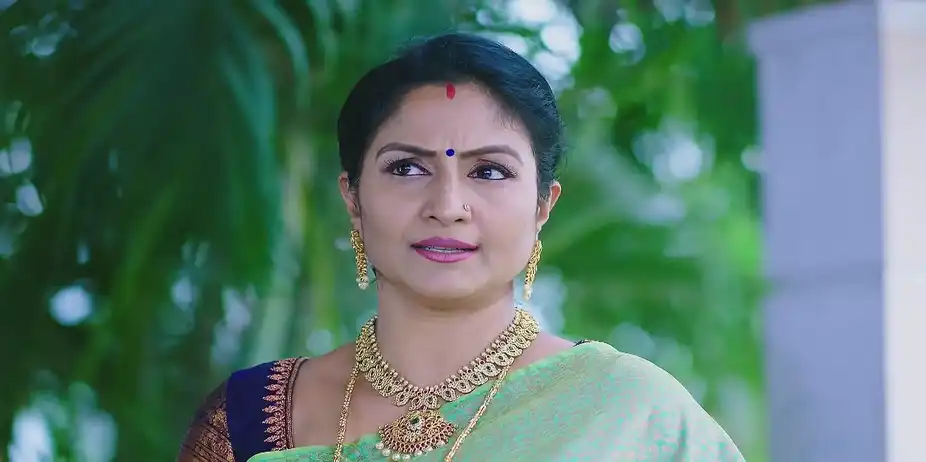 Sandhya's Indirect Taunts Irk Sharvari - Shrirasthu Shubhamasthu