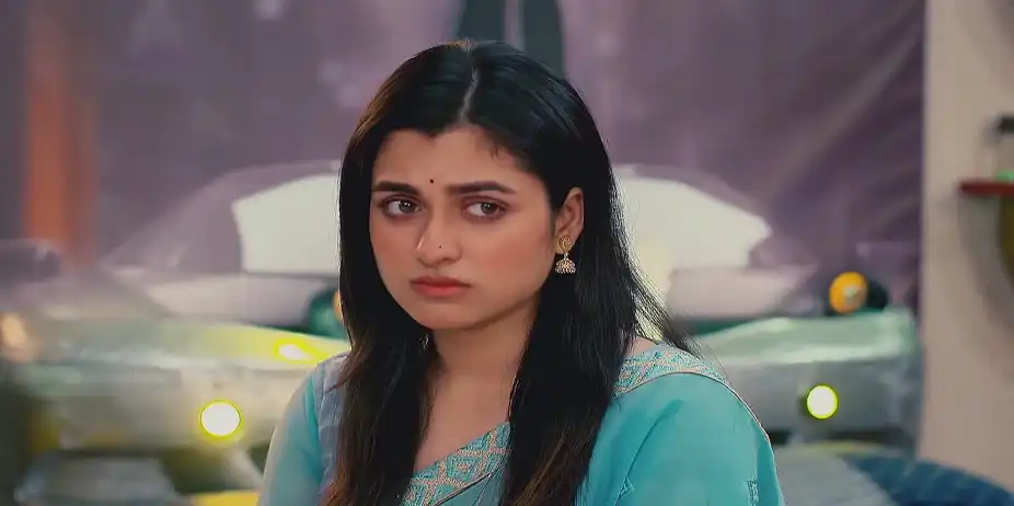 Lovely Advises Shree to Take Care of Herself - Amar Sangi
