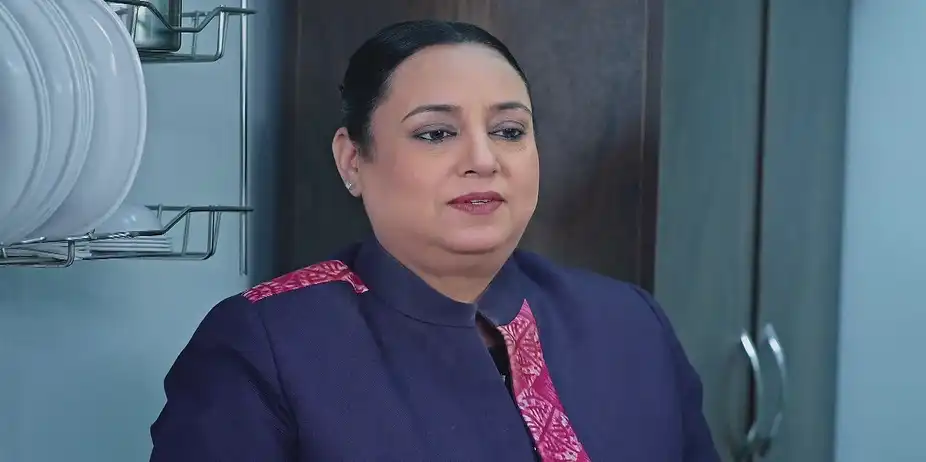 Nimmo Offers Meera's Gift to Kashni - Kashni