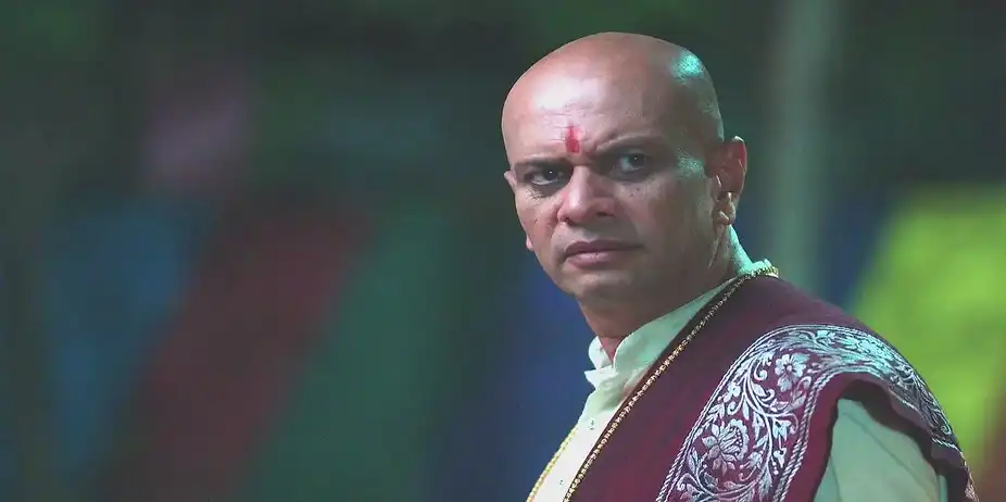 Dadasaheb Gets Worried Because of Shivnath's Hint - Tula Japnar Aahe