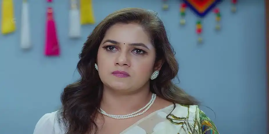 Tilottama Plans to Avoid Her Death - Trinayani