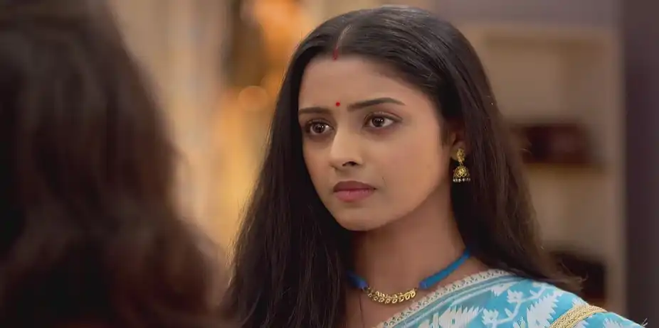 Moinak Updates Parul on Juthika's Nature - Parineeta