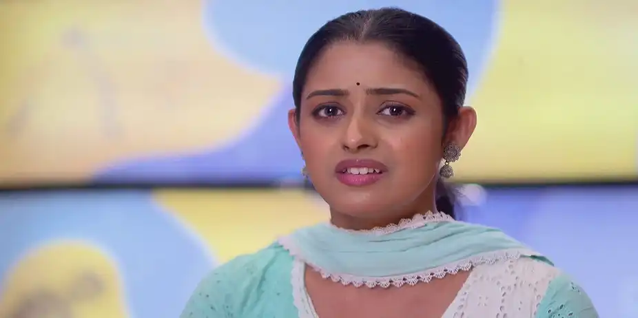 Parul Restores Manojit's Reputation - Parineeta