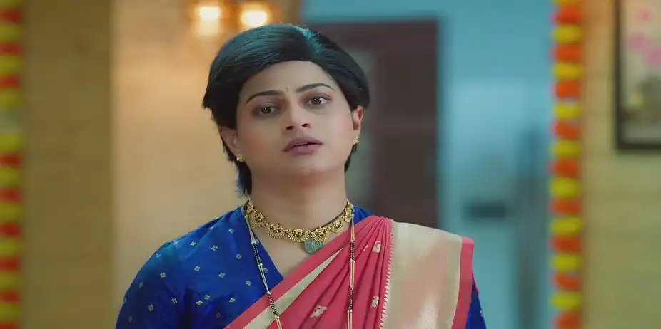Divya Confronts Shiva about Aaaji - Shiva