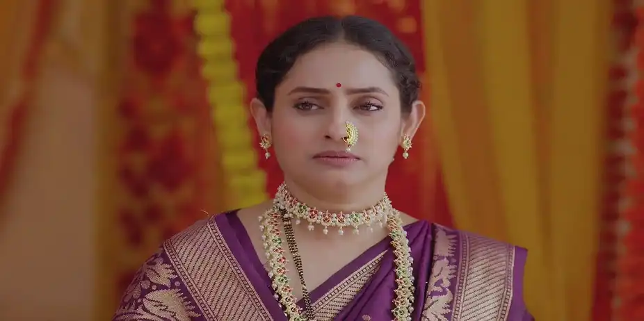 Lakshmi Tells Aaji about a Marriage Proposal for Bhavna - Lakshmi Niwas