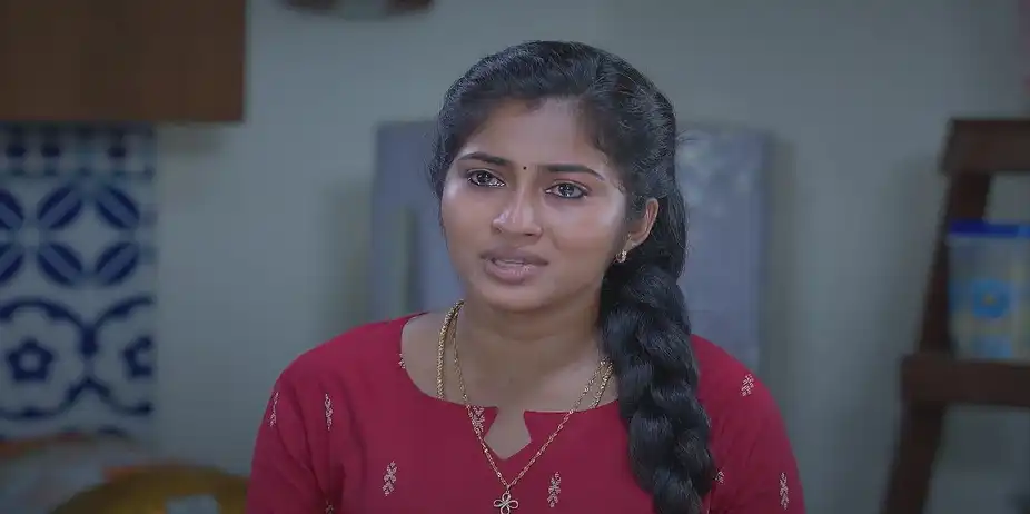 Valli Refuses to Believe Veera - Veera