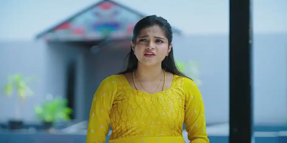 Lakshmi Mocks Monica - Getti Melam