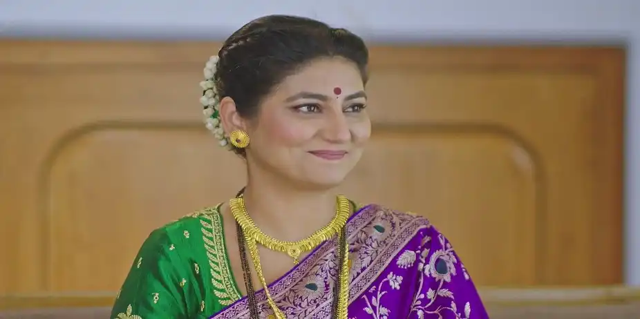 Monica Visits Priya - Paaru