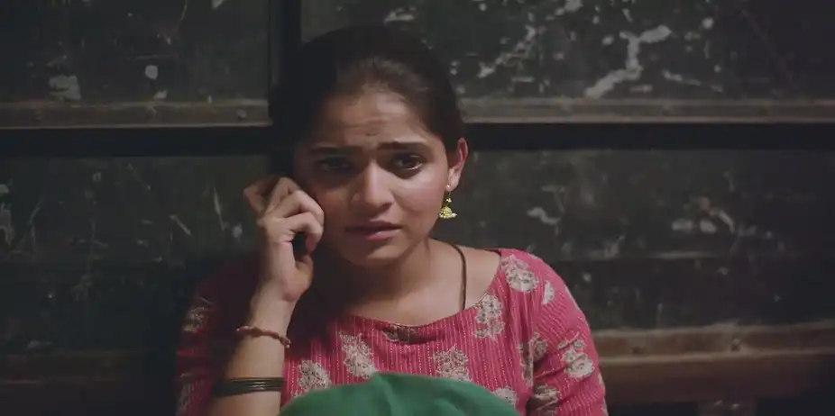 Paaru Cleverly Contacts Aditya - Paaru