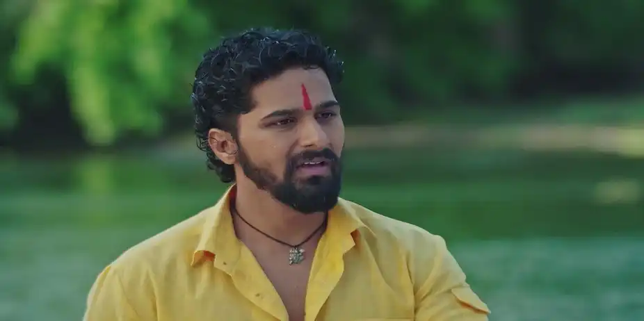 Tulja Gives a Fitting Reply To the Villagers - Lakhat Ek Amcha Dadt
