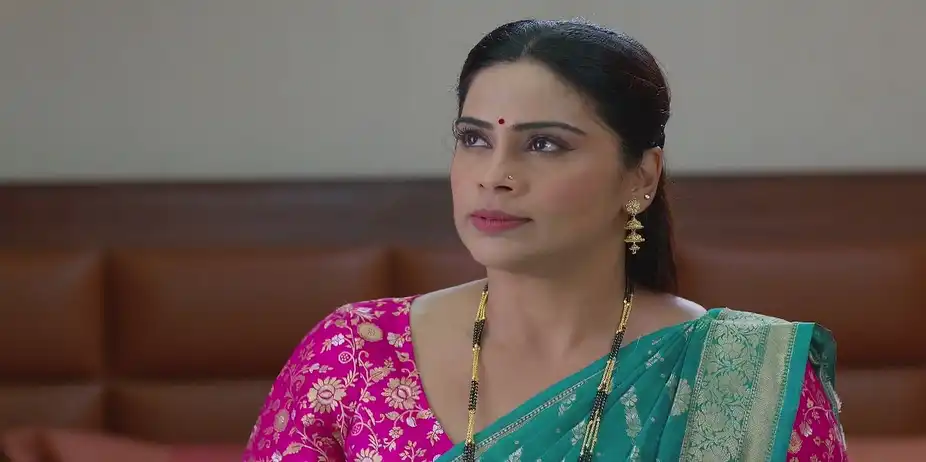 Laxman Tries to Reason with Urmila - Shiva