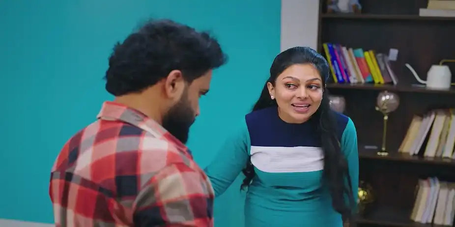 Diya Voices Her Frustration - Amruthadhaare