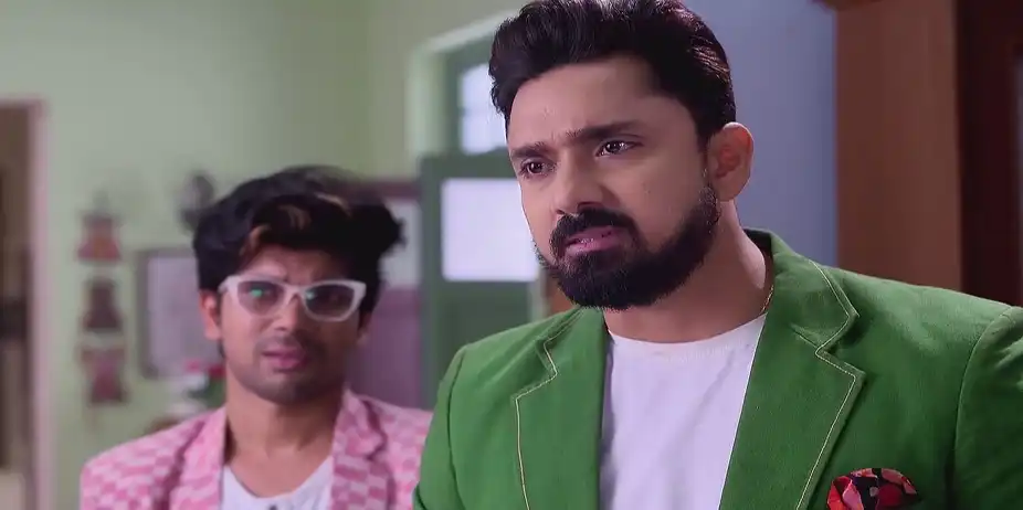 Shakyajit Misjudges Aarshi's Father  - Tui Amar Hero