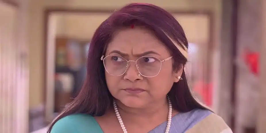 Durga Mocks Priti by Her Name - Jagadhatri
