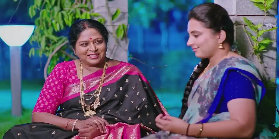 Lalita Asks Chandana the Cause of Her Happiness - Lakshmi Nivasa
