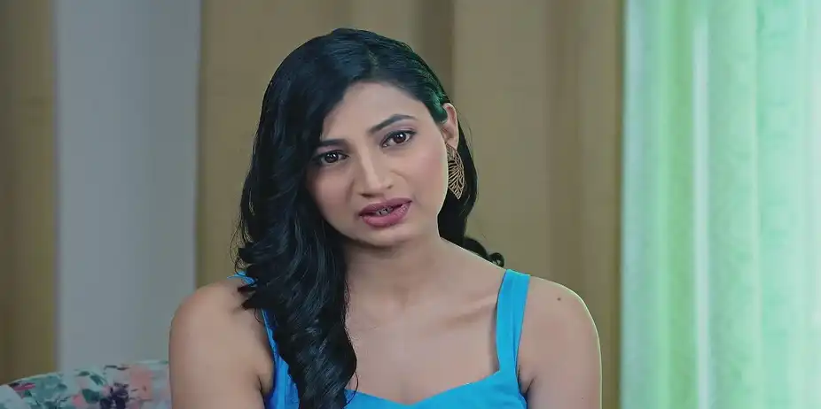 Riya's Friends Insult Arjun - Kashni