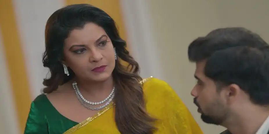 Kanchan Has the CCTV Footage Deleted - Jamai No. 1