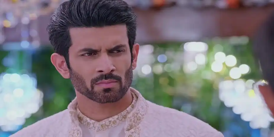 Gayatri Grows Suspicious of Payal - Kumkum Bhagya