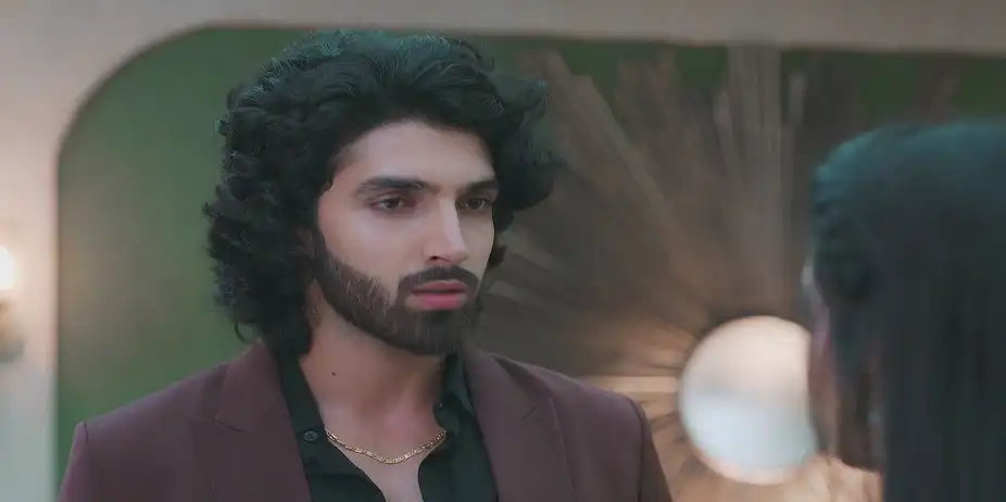 Reet and Raghav Take Some Selfies - Jaane Anjaane Hum Mile