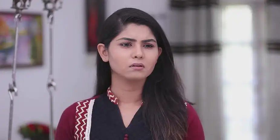 Ramya Instigates Janani - Mounam Pesiyadhe