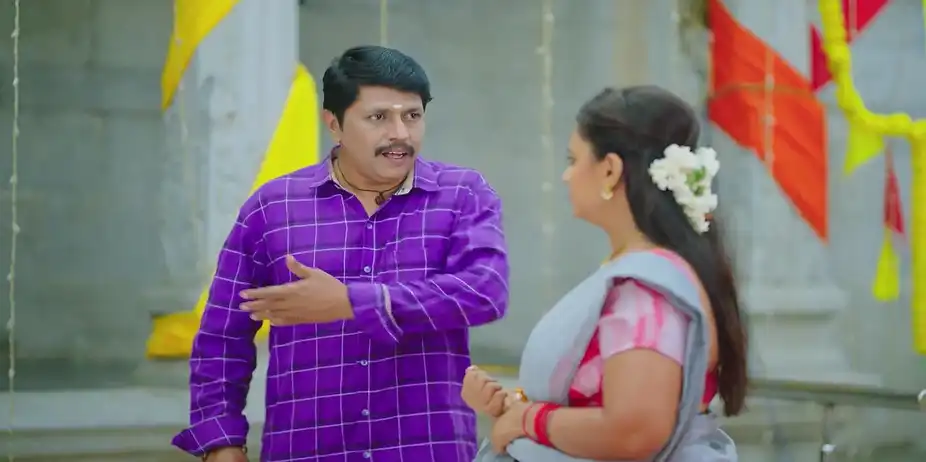 Revathi's Act Pleases Murugan - Getti Melam