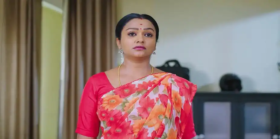 Thulasi Lies to Lakshmi - Getti Melam