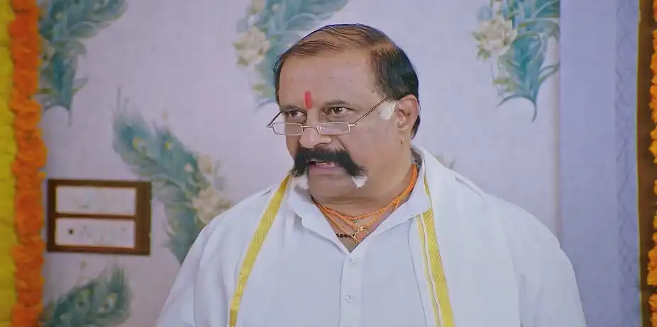 Renuka's Request to Harish - Lakshmi Nivasa