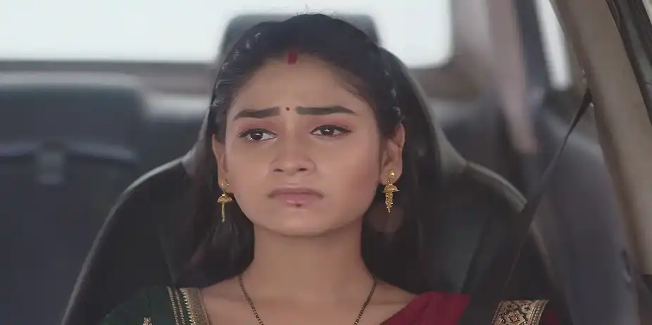Dasrath Tries to Kill a Woman - Tuma Bina
