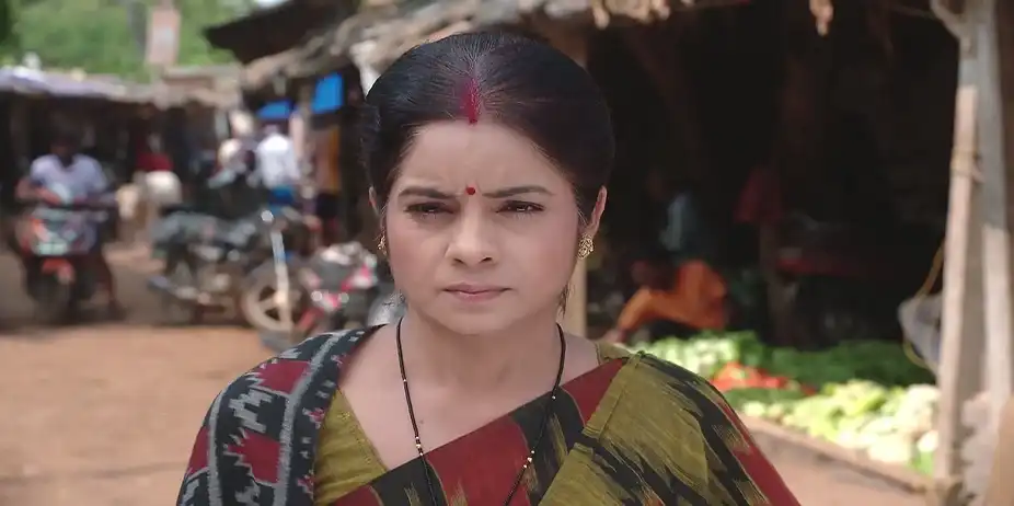 Sabita Taunts Priyambada - Sathi Sata Janmara