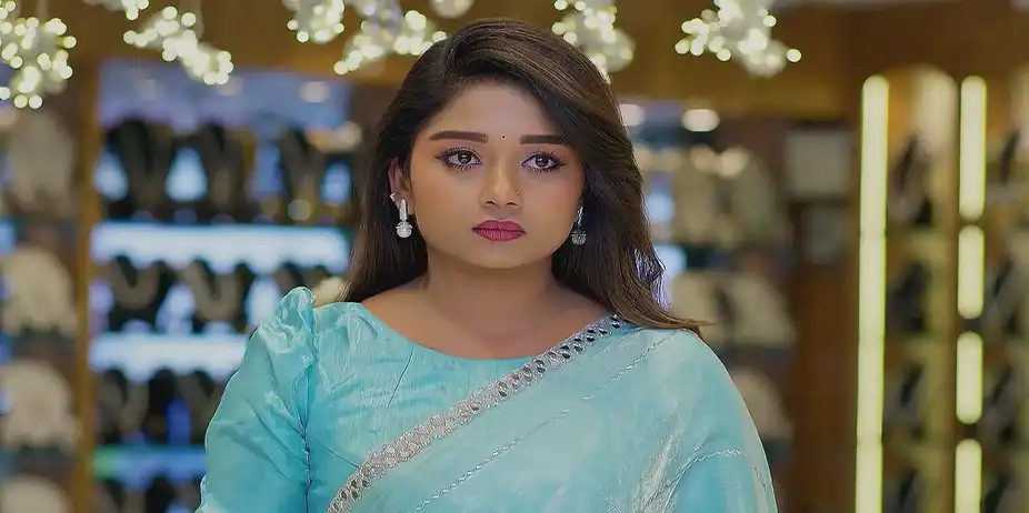 Rajaram's Family Goes Jewellery Shopping - Sandhyaraaga
