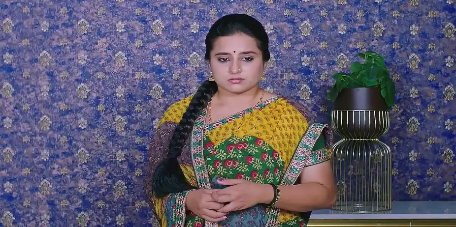 Narasimha and Lalita Try to Comfort Chandana - Lakshmi Nivasa