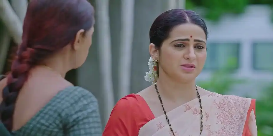 Veena Gets Annoyed at Her Mother's Situation - Lakshmi Nivasa