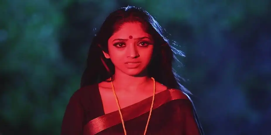 Bommi's Spirit Prays to Goddess - Ninaithale Innikkum