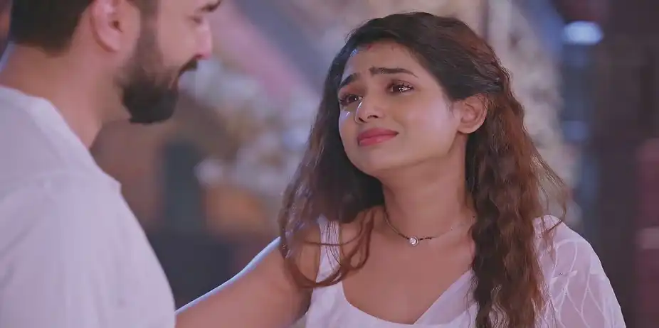 Malishka Instigates Rishi against Lakshmi - Bhagya Lakshmi